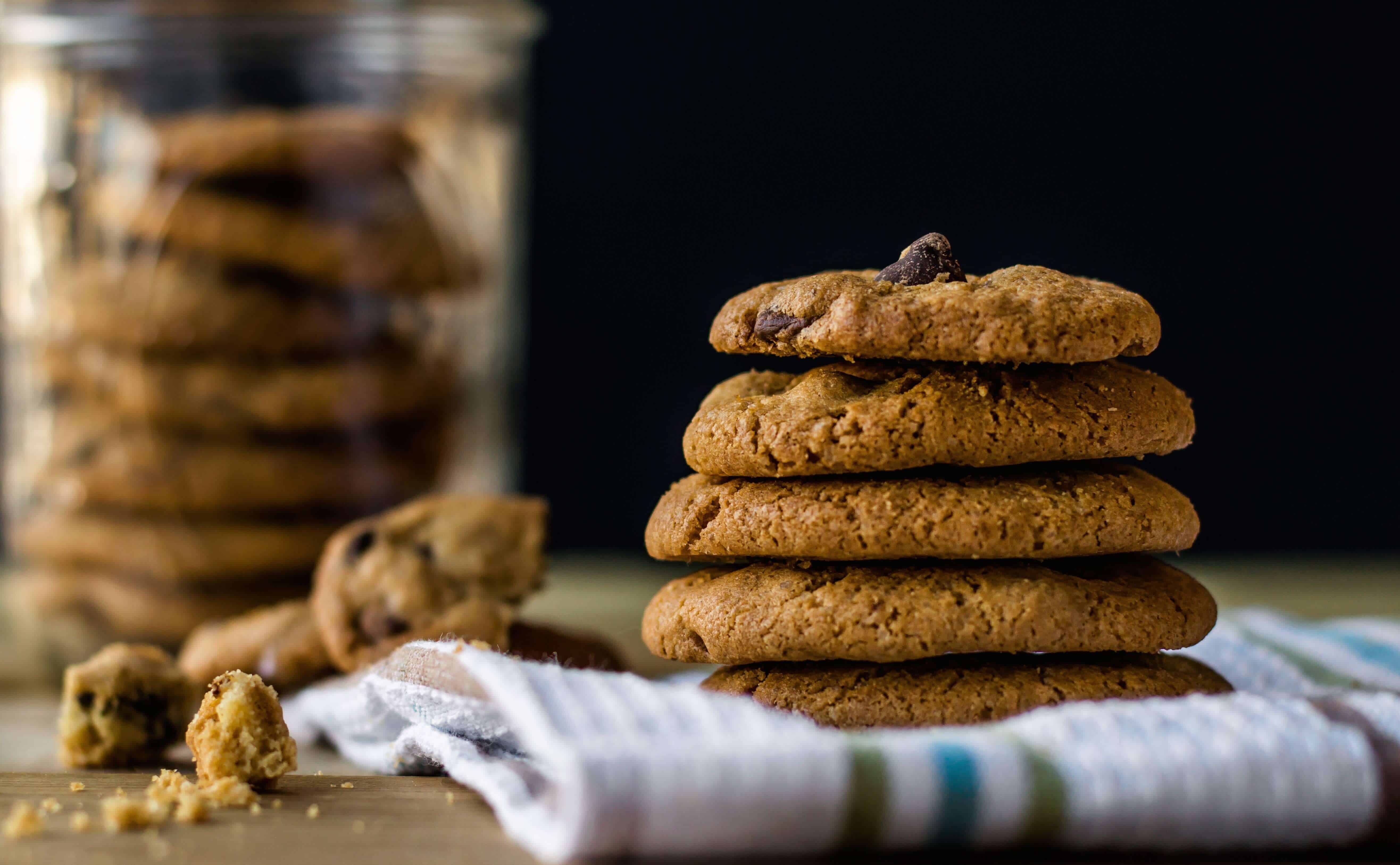 Flourless Almond Butter Chocolate Chip Cookies